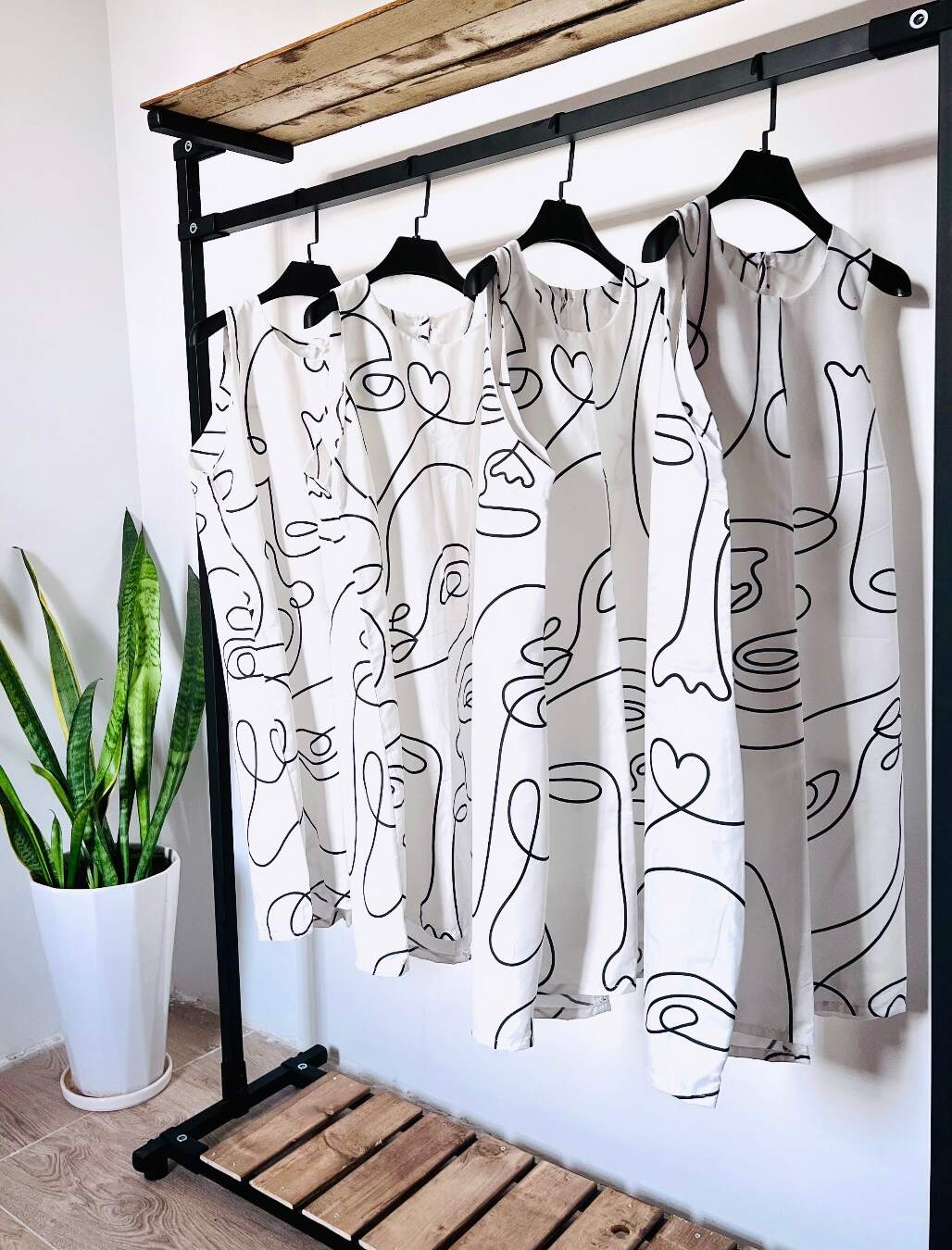 446DCF46-2438-48D2-BD2F-51B2A3C277F2 پیراهن مجلسی صورتک